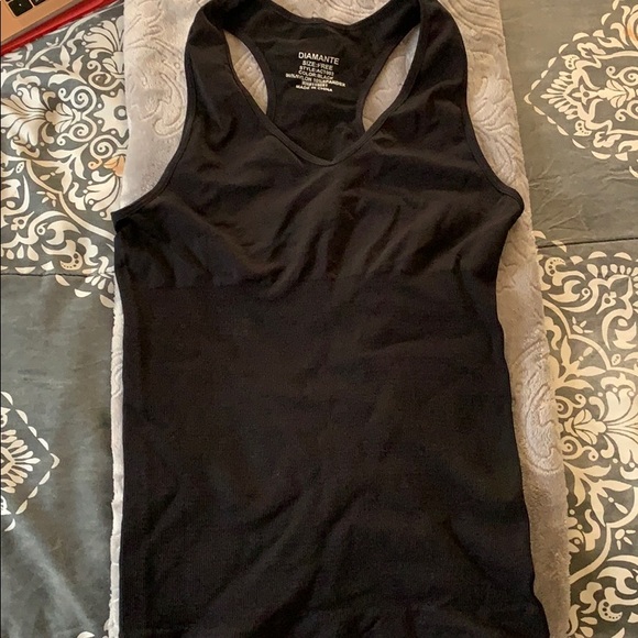 SOLDD  Black workout top💗 compressed material. S - Picture 1 of 2